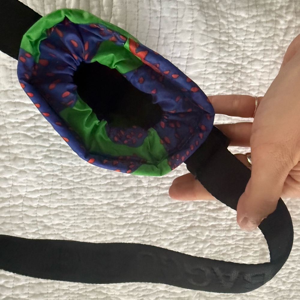 Baggu Water Bottle Sling - Picture 2 of 3